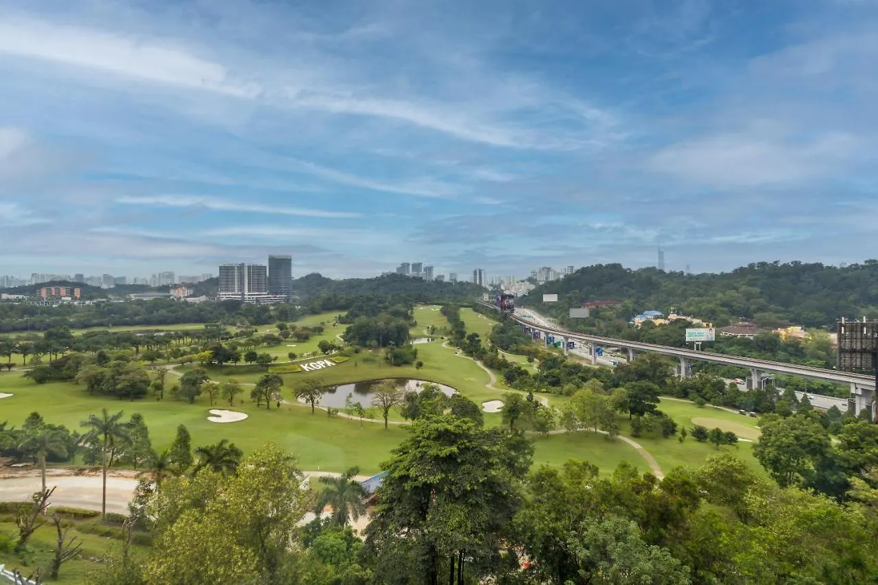 M Resort & Hotel Kuala Lumpur 5*,