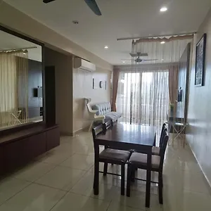 Apartment Majestic R&c Homestay 2 & 3